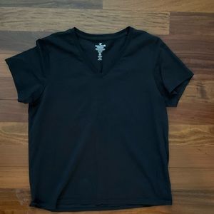 Bombas size medium t shirt barely worn v neck black